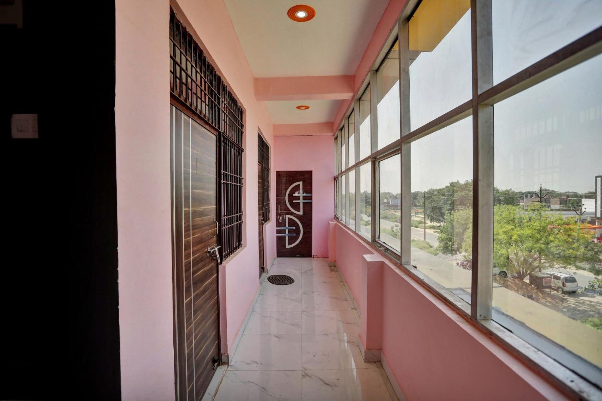 Hotel O Amantran Kanpur Dış mekan fotoğraf